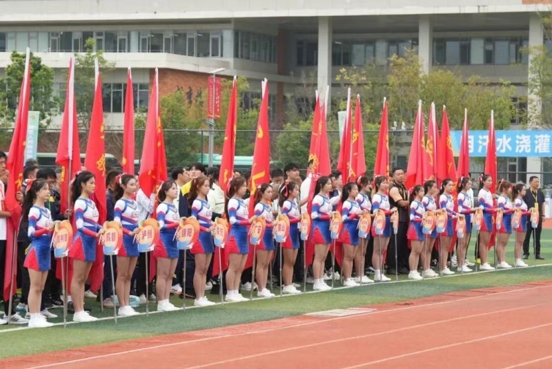 余名职工运, inews 余名职工运, inews